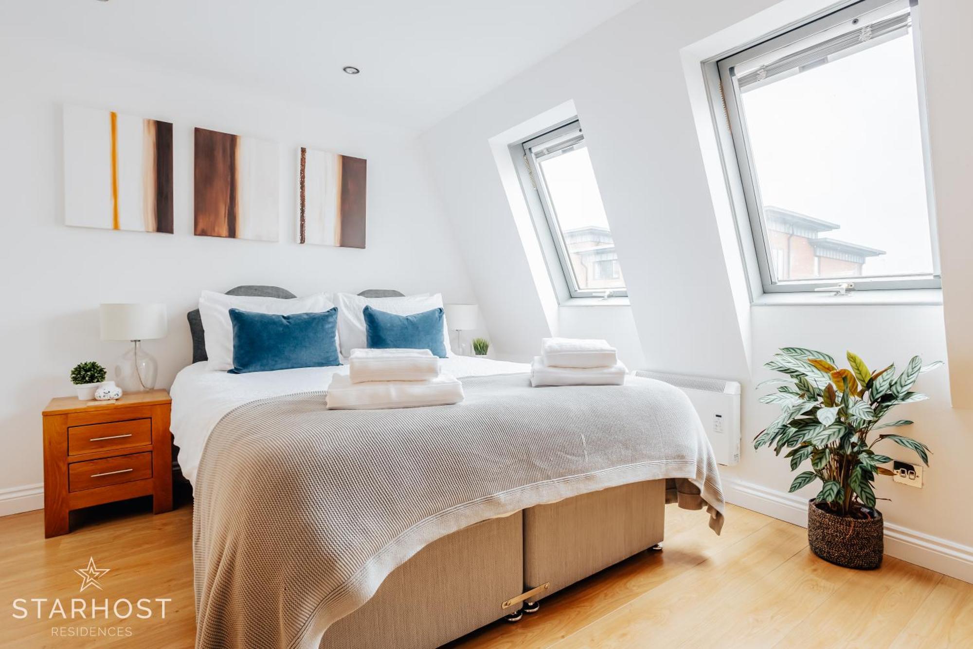 Central 3 Bed Apartment At Regents Court, Newbury Newbury  Exteriér fotografie